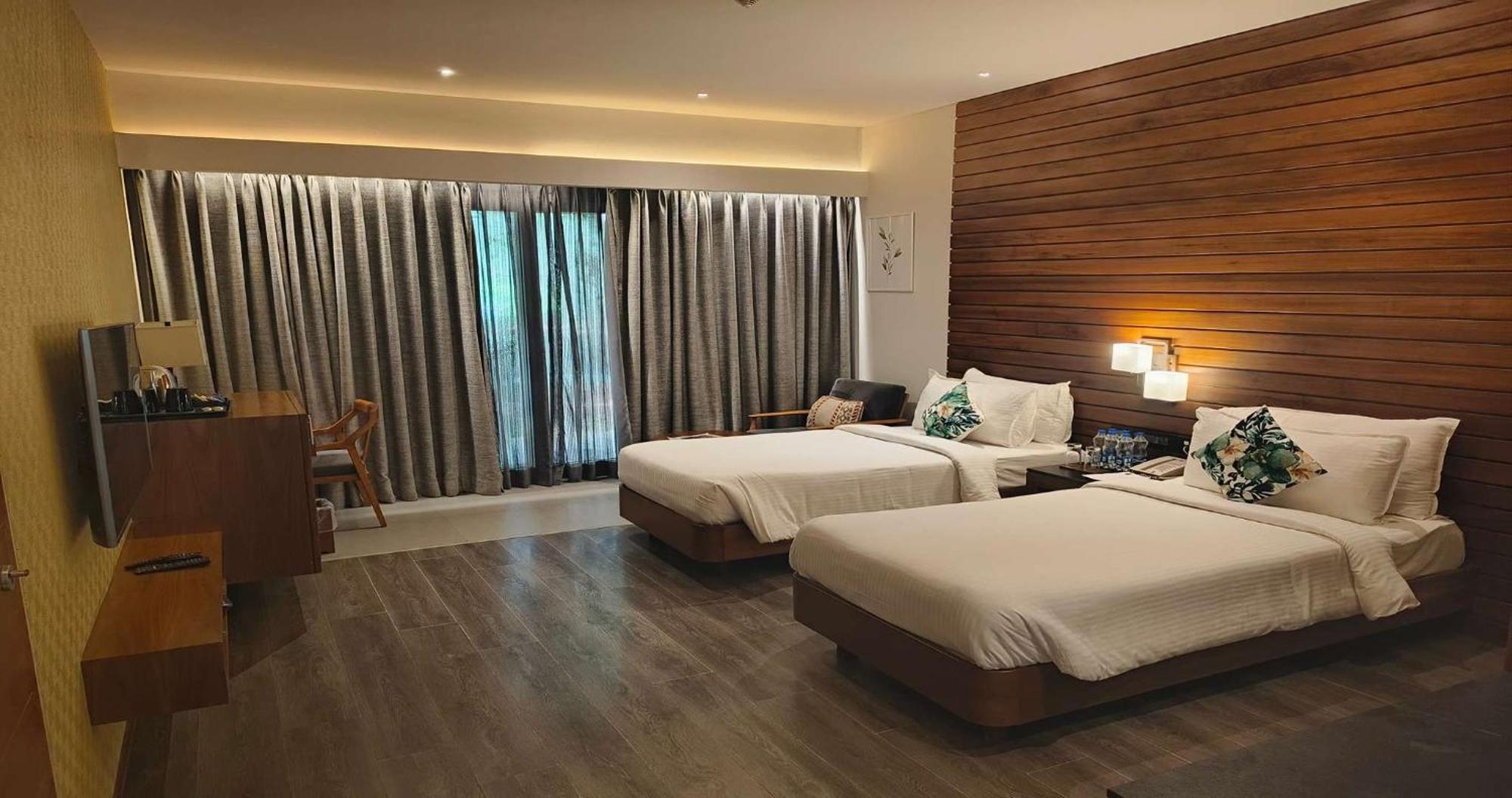 The Golkonda Resort And Spa Hyderabad Bagian luar foto