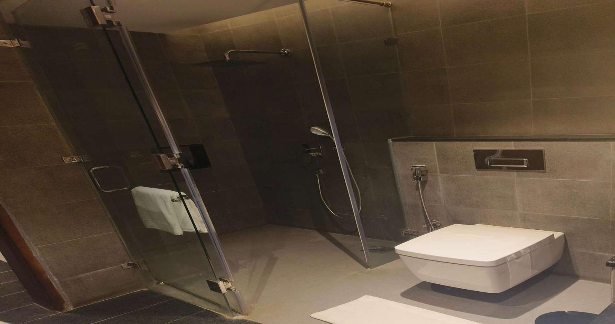 The Golkonda Resort And Spa Hyderabad Bagian luar foto